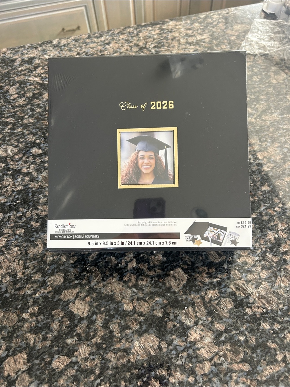RECOLLECTIONS CLASS OF 2026 MEMORY/ SOUVENIRS BOX NWT